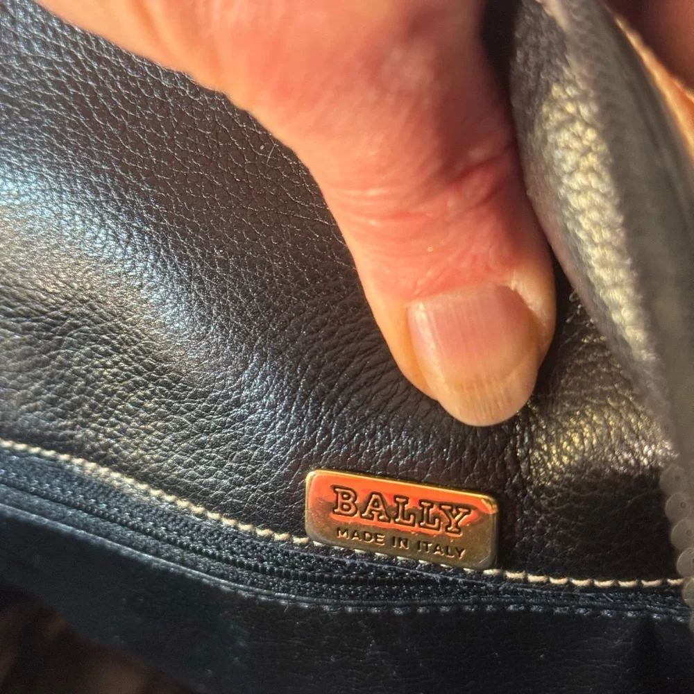 Leather Two-Tone Black and Brown Men's Satchel Bag - Picture 13 of 16